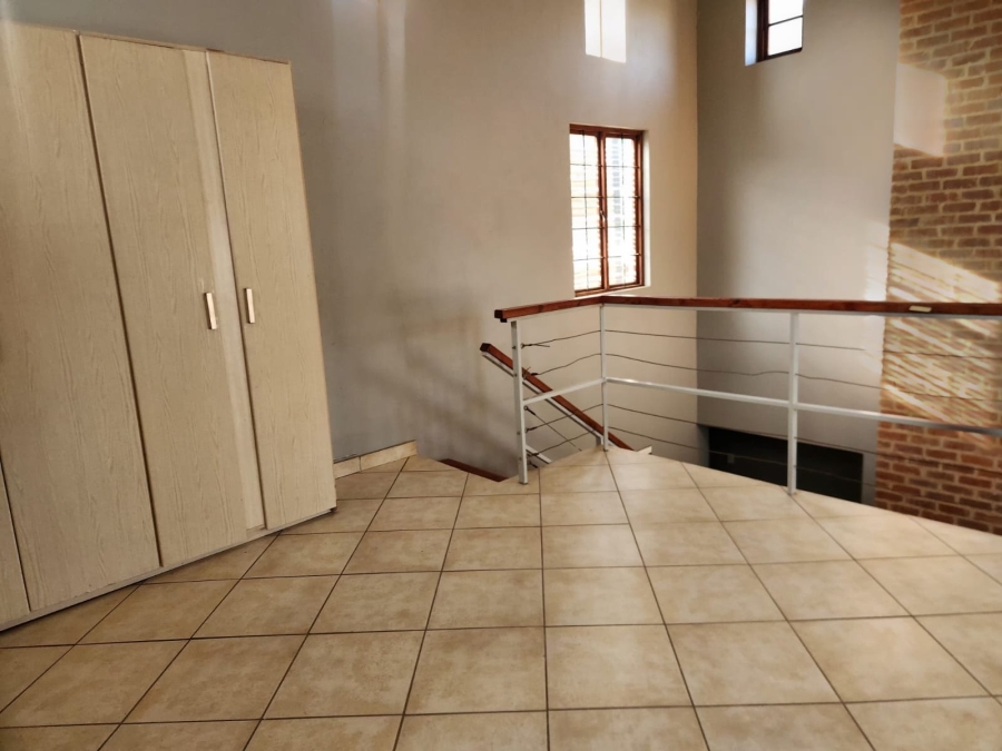 4 Bedroom Property for Sale in Waterval East North West